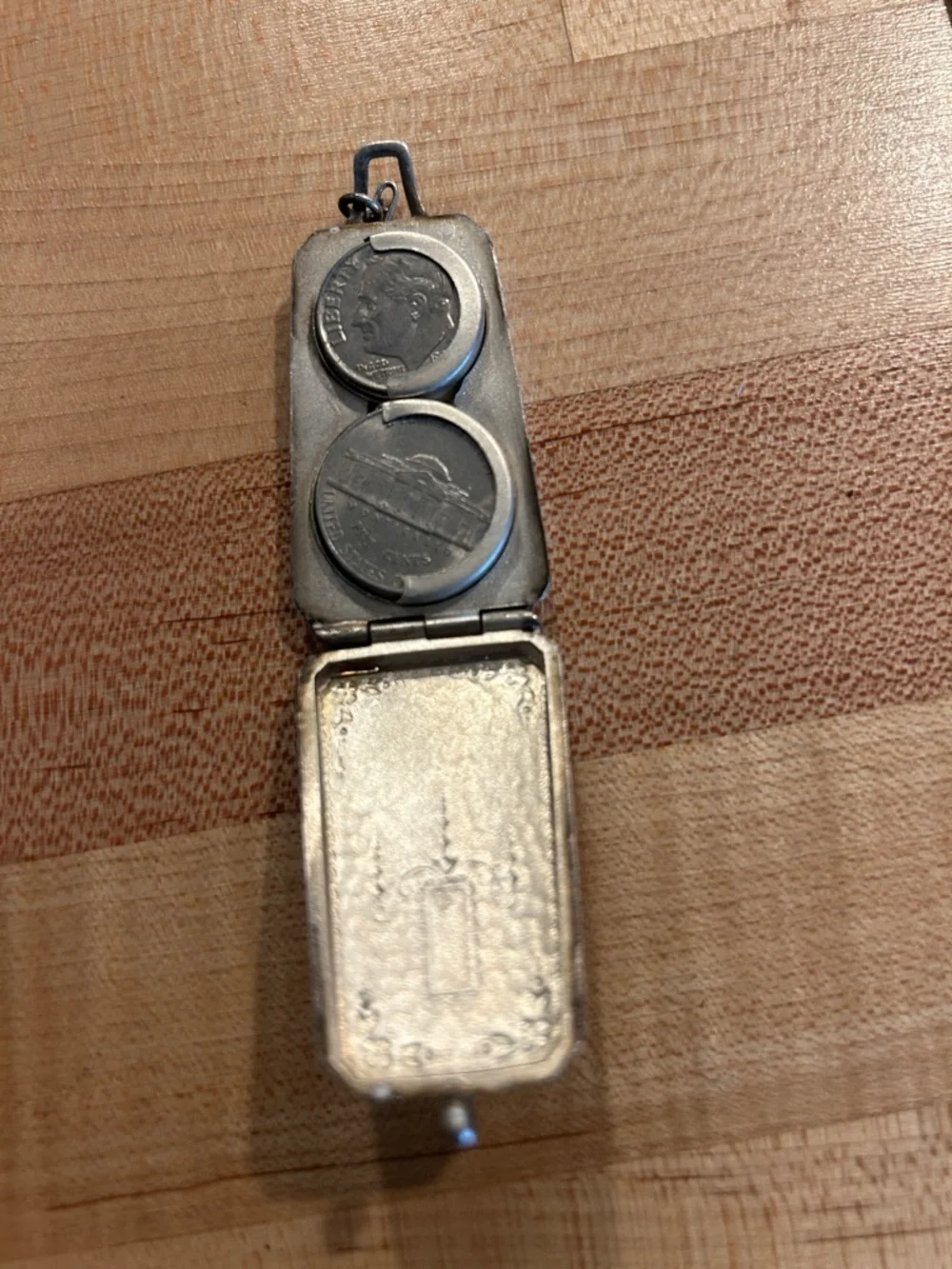 Silver-Tone Decorative Victorian coin holder Pendant - Silverplate. Unusual - Picture 2 of 5